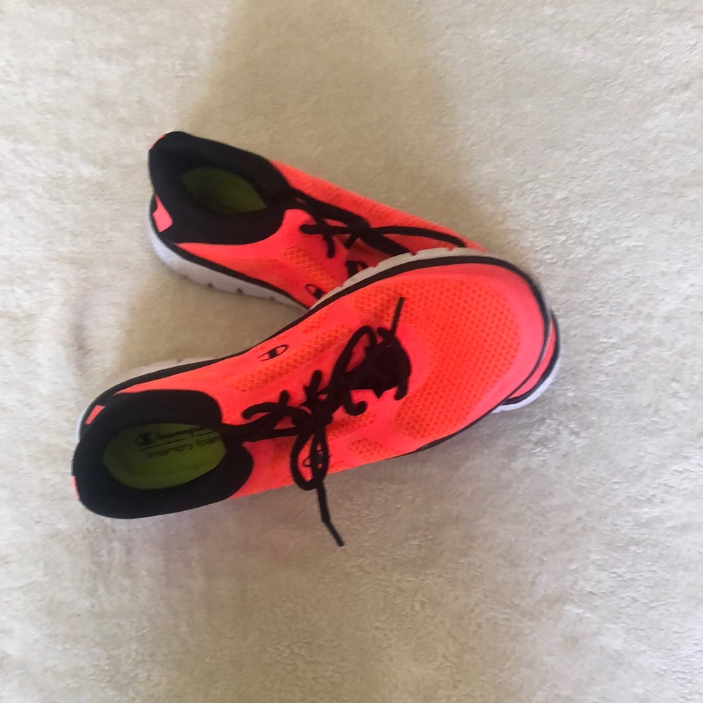 Shoes - Picture 2 of 3